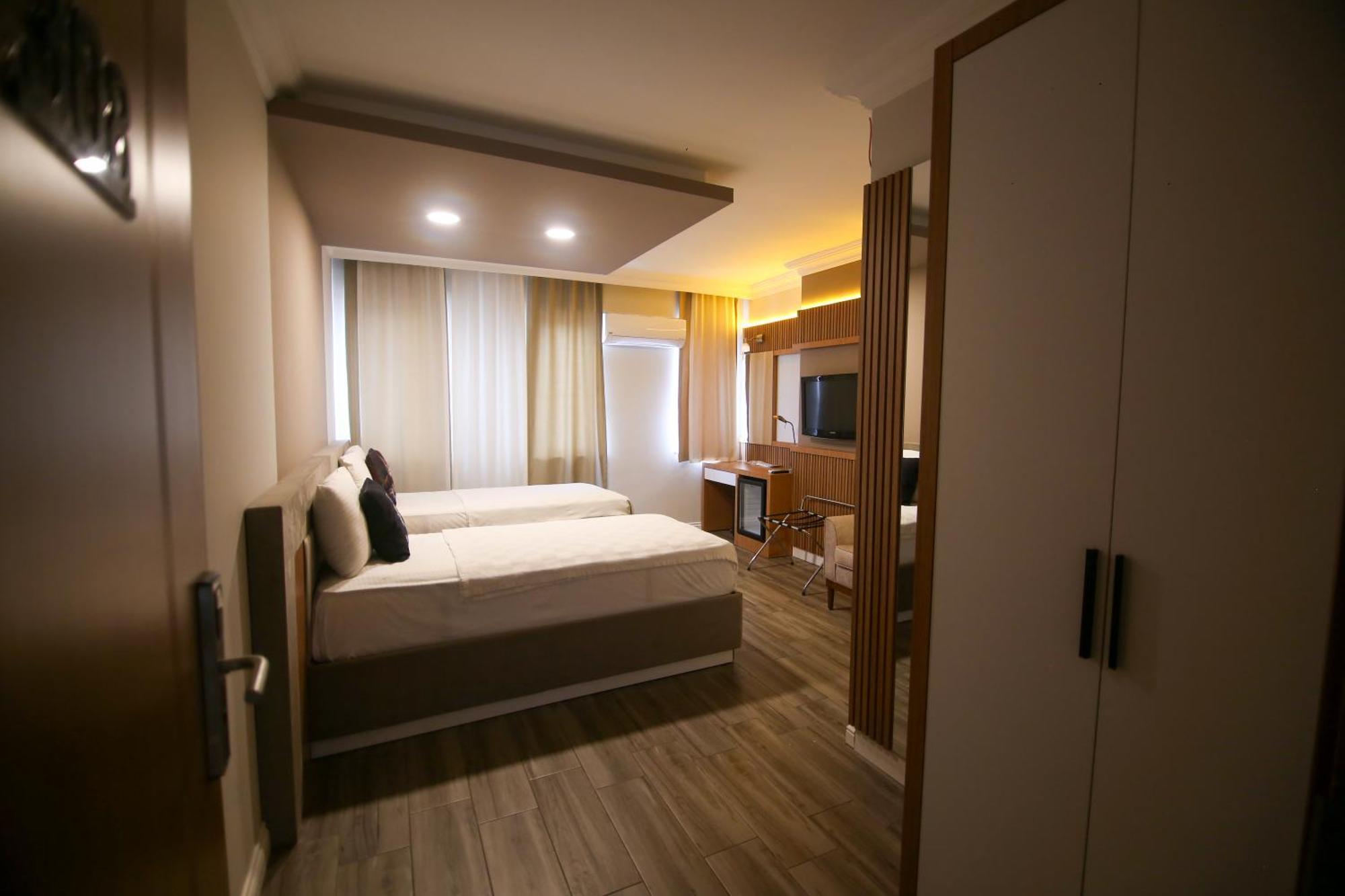 Cevik Palace Hotel Antalya Kültér fotó