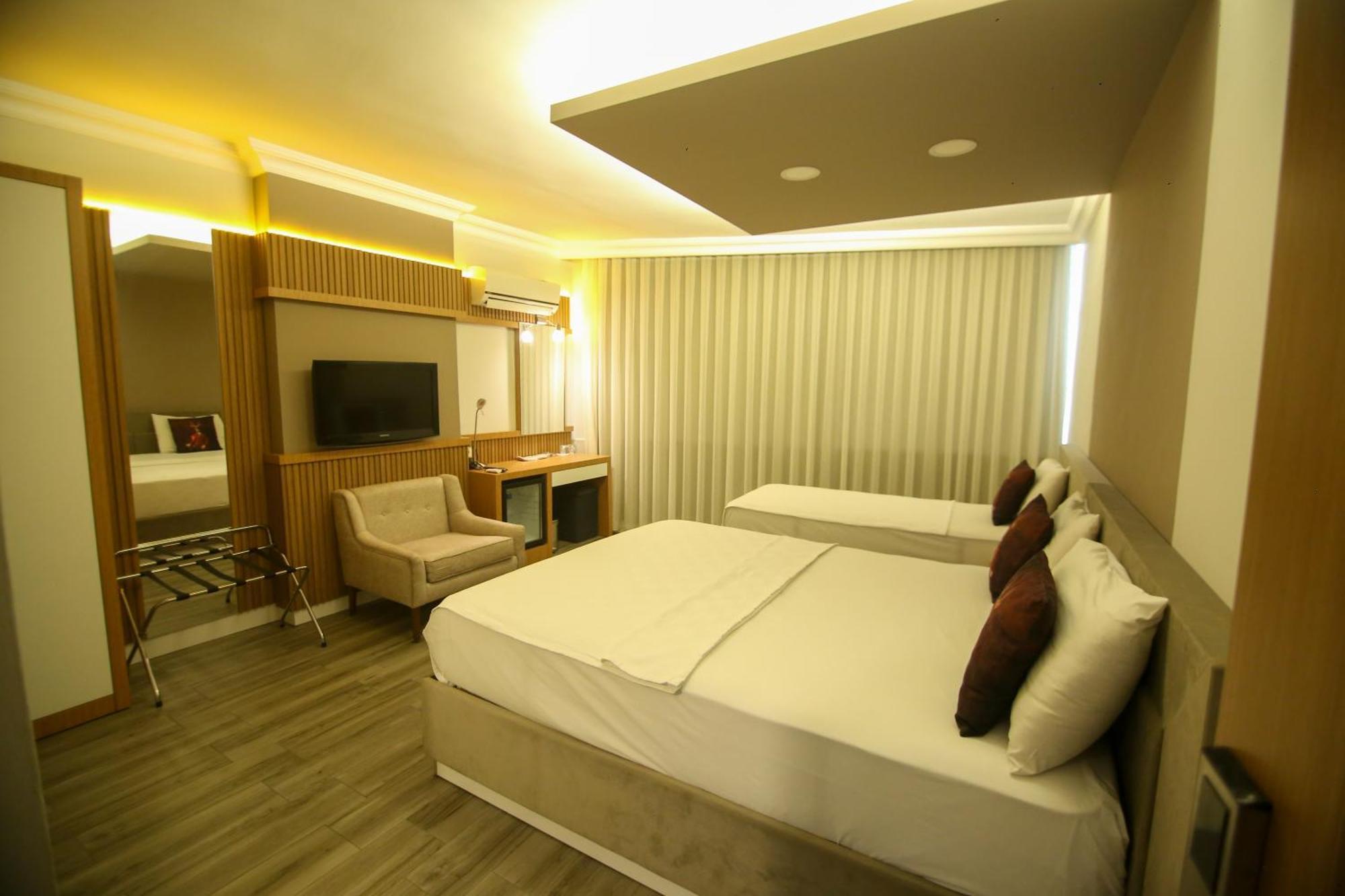 Cevik Palace Hotel Antalya Kültér fotó